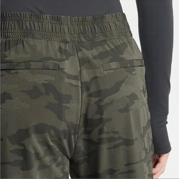 ATHLETA BROOKLYN CAMO LINED JOGGER comfy running gym - Picture 9 of 16